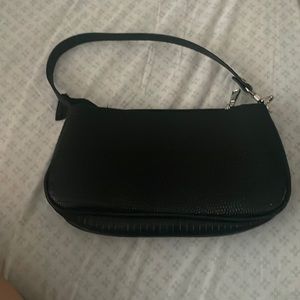 Black shoulder bag